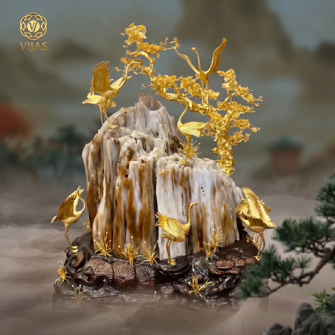 Bát Hạc Diên Niên